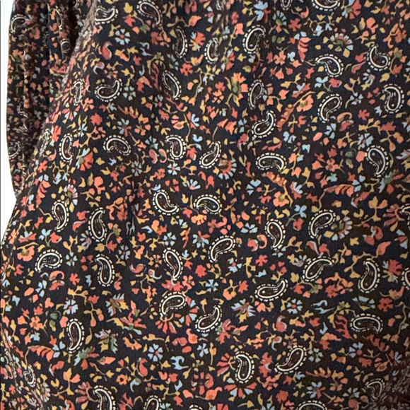 Doen Floral Puff Sleeve silk Blouse - Picture 4 of 8